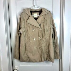Sonoma tan/ beige coat corduroy lined with polyester fill coat / jacket size L